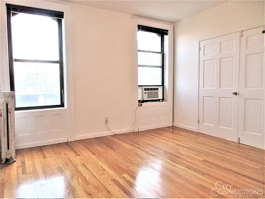 Rented by City Connections Realty | media 36