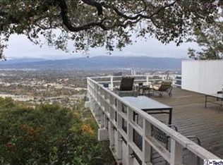 7835 Torreyson Dr, Los Angeles, CA 90046