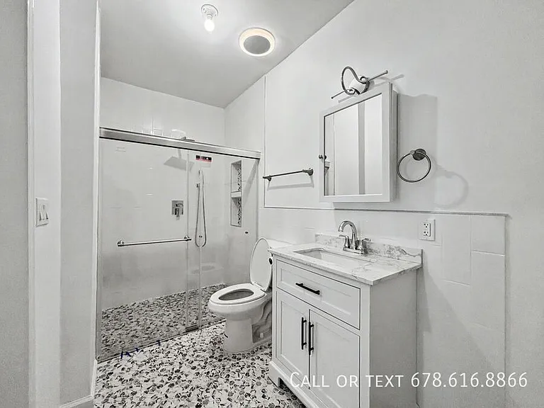 70 Charleston Ln — Photo 10