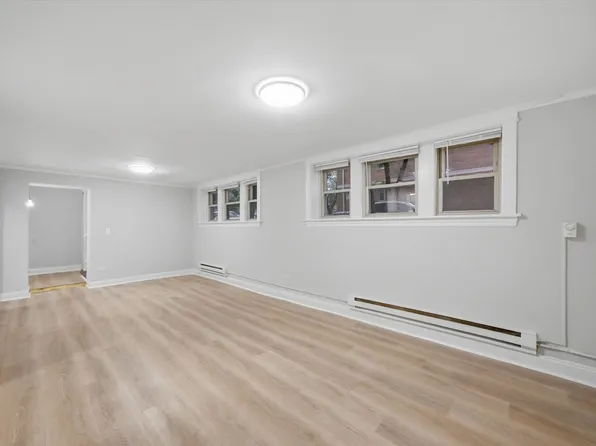 2915 George LLC, 2915-2921 W George St #2919G, Chicago, IL 60618