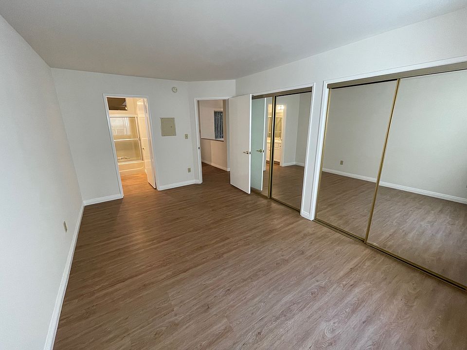 1st image of 4230 S Centinela Ave