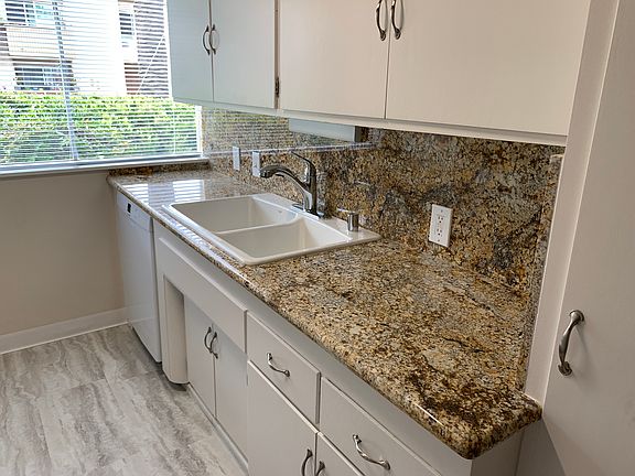 4th image of 3220 S Cheviot Vista Pl
