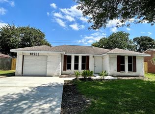 10906 Stroud Dr, Houston, TX 77072