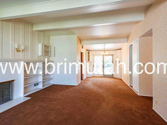 2nd image of 2630 E Lincoln Ln