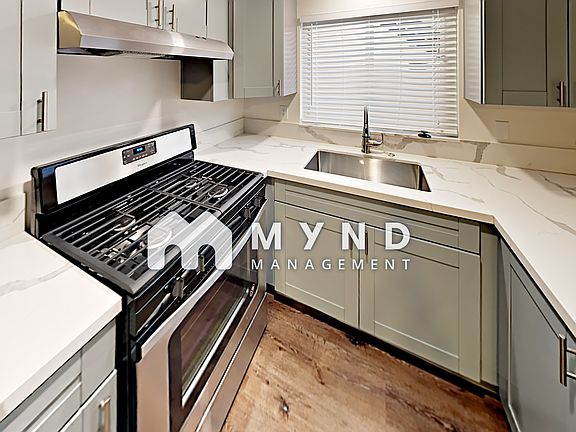4th image of 4178 32nd St APT 2