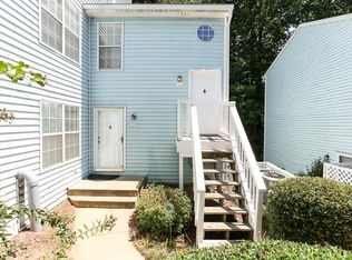 718 Glenleaf Dr, Peachtree Corners, GA 30092