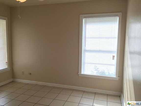 5th image of 1110 Williamson Dr