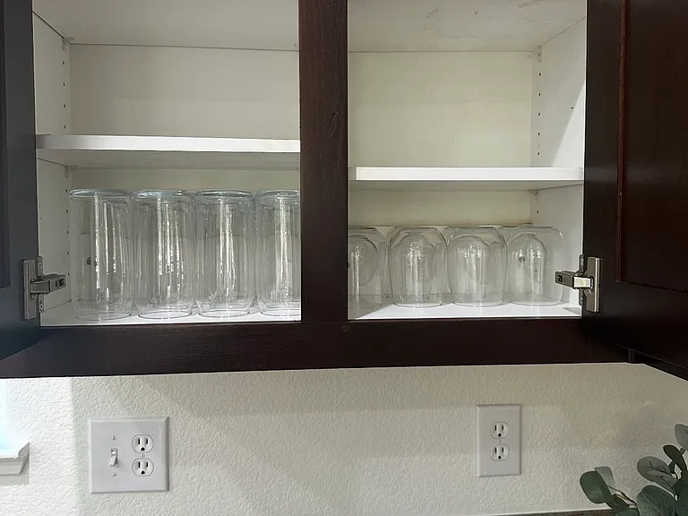 1711 Chandler Dr — Photo 1