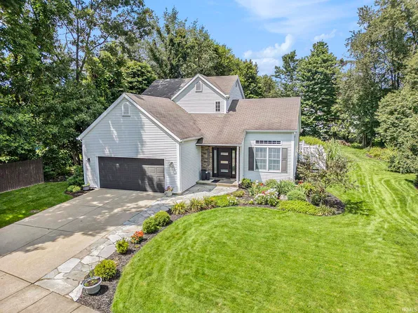 11739 Antler St, Granger, IN 46530