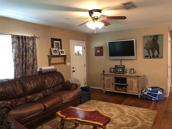3rd image of 1316 Simpson Hwy #469