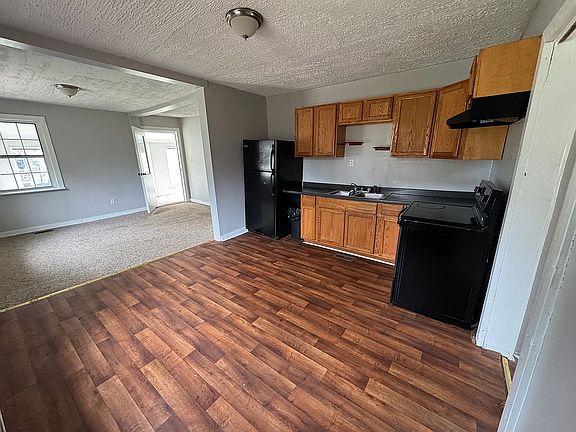 3rd image of 7009 Cobbham Rd