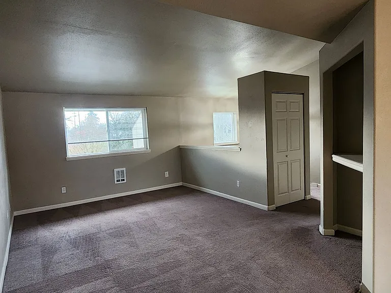 204 N Harrison St — Photo 15