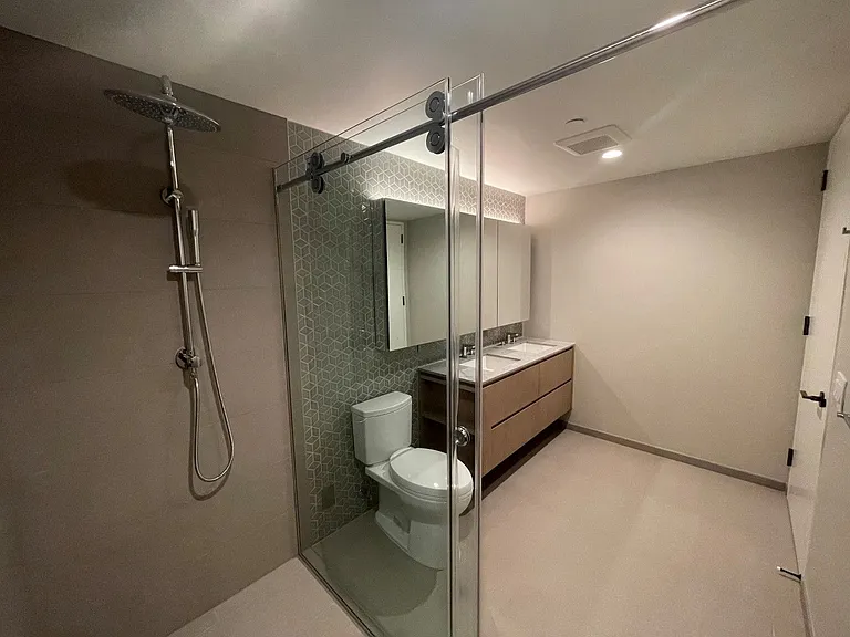 1000 Auahi St #1311 — Photo 10