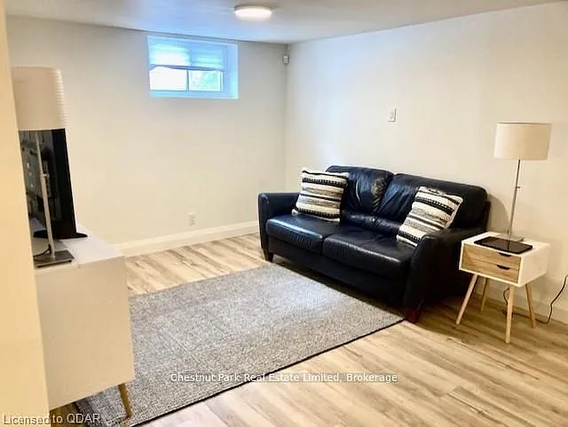 11 Auburn St — Photo 15