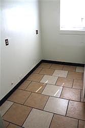 5th image of 5475 Glengate Ln APT 8