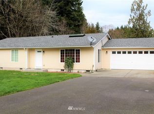 203 SW Bolo Ln, Winlock, WA 98596