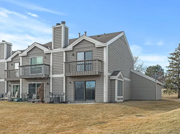 3070 Shields Dr APT 101, Eagan, MN 55121