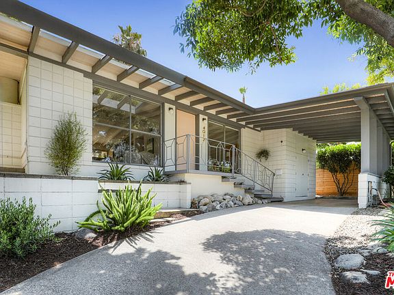 3rd image of 4012 Scandia Way
