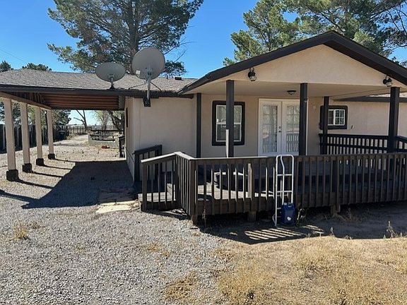 3rd image of 1105 Veterans Rd #1