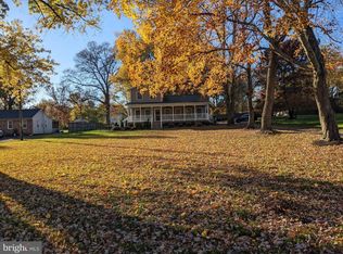 7594 Pine St, Manassas, VA 20111