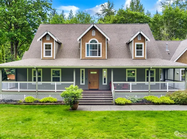 11027 W Lake Joy Drive NE, Carnation, WA 98014