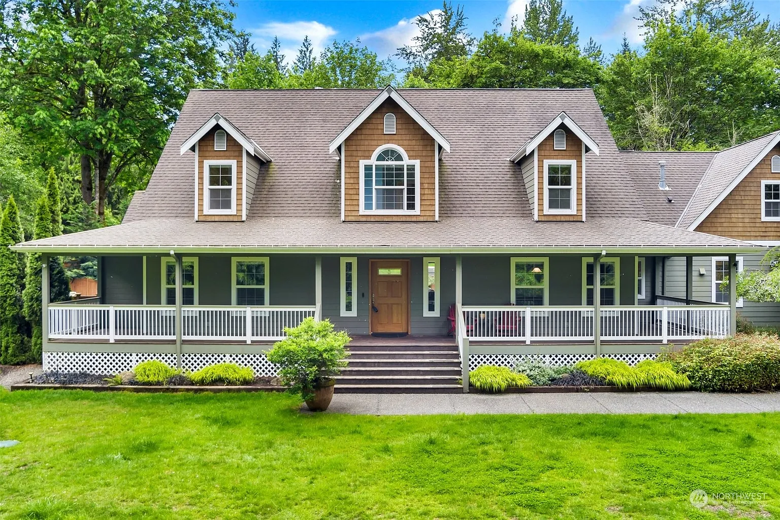 11027 W Lake Joy Drive NE photo 1