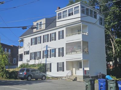 498 Lancaster St, Leominster, MA, 01453