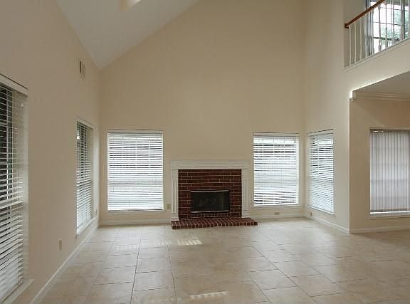 2nd image of 16111 Willowpark Dr
