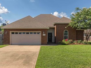 107 Haley Ln, Choudrant, LA 71227