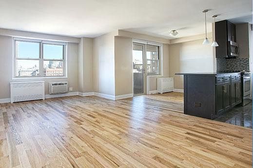 1st image of 310 Greenwich St APT 5L