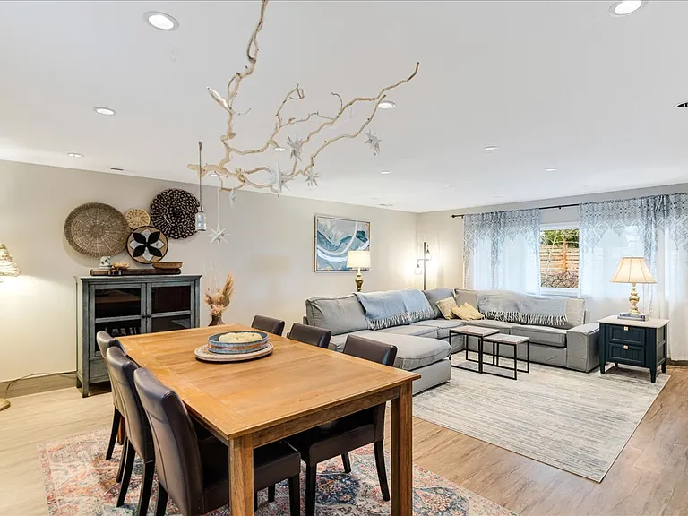 6935 SW Taylors Ferry Rd — Photo 17