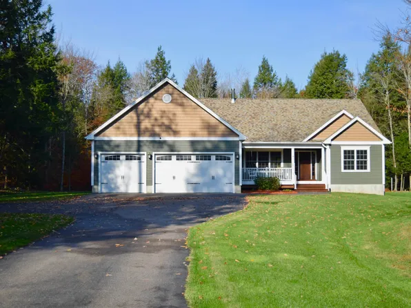 56 Tanglewood Drive, Essex, VT 05452