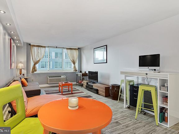2nd image of 1901-45 John F Kennedy Blvd #1003