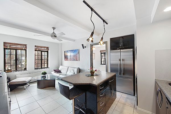 1st image of 5 Tudor City Pl APT 1604
