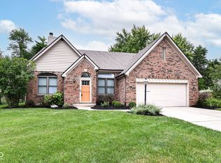 7689 Pinesprings East Dr, Indianapolis, IN