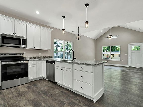 4th image of 1130 18th St NW Lot 2