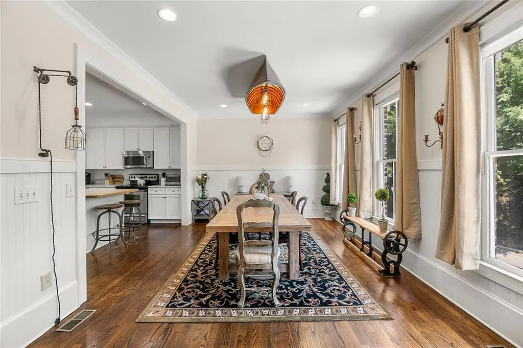 4 bed, 3.5 bath, 2893 sqft, $4,000 — Photo 4