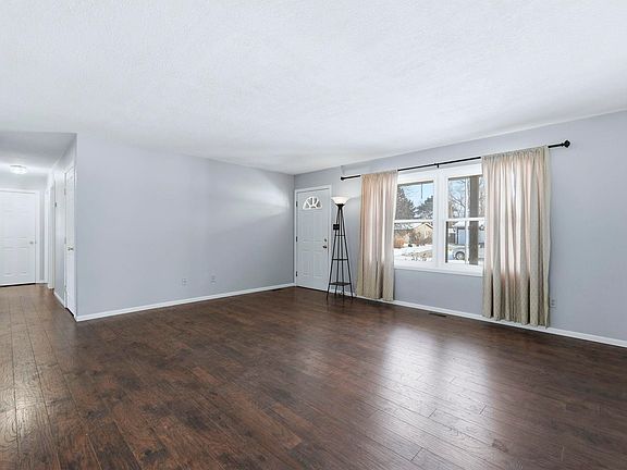 5th image of 6033 Aragon Dr