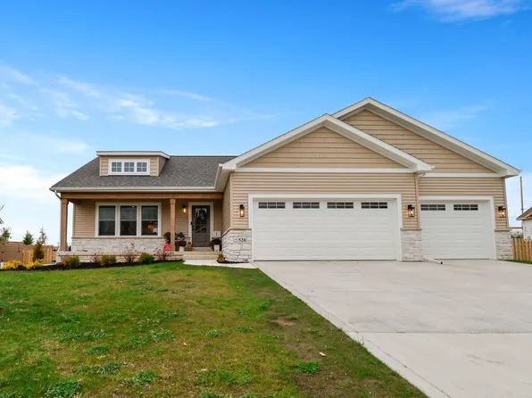 528 Scenic View Ave, Valparaiso, IN 46385