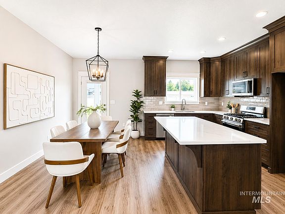 5th image of 1153 W Recess Way