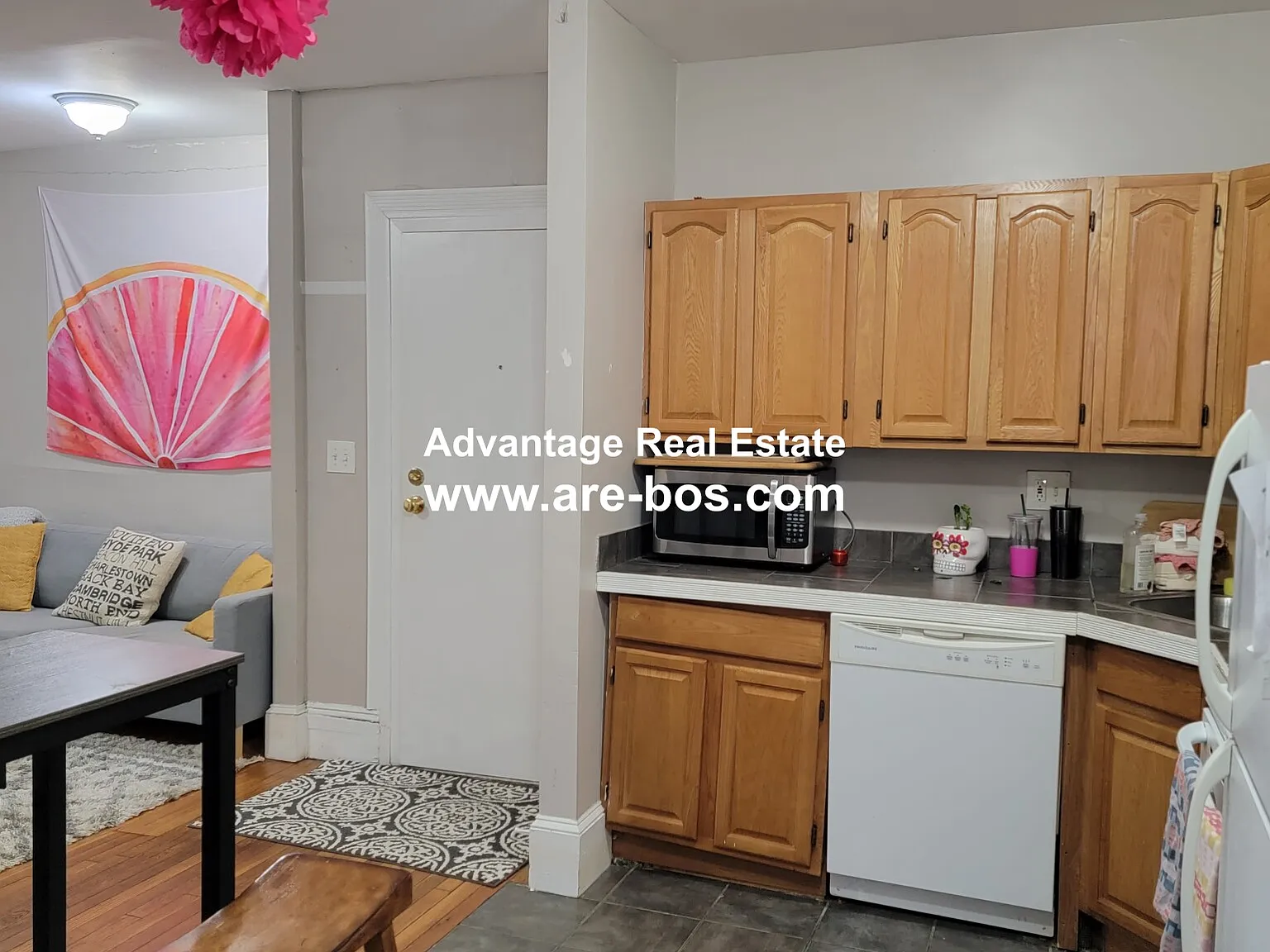 4 bed, 1400 sqft, $1,300 — Photo 3