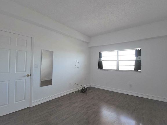 4th image of 1289 Marseille Dr #44