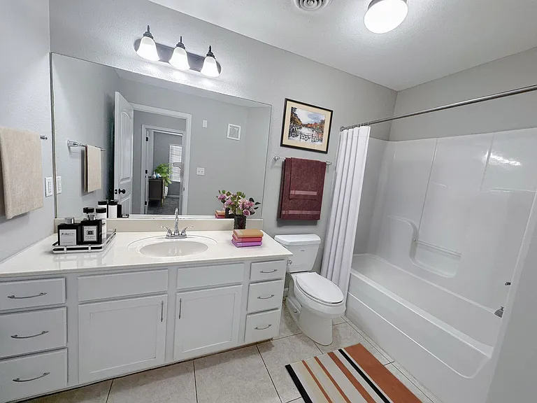 Maple Sunset Apartment Homes — Photo 61