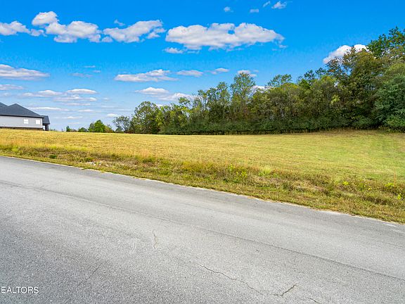 3rd image of Marble Bluff Dr