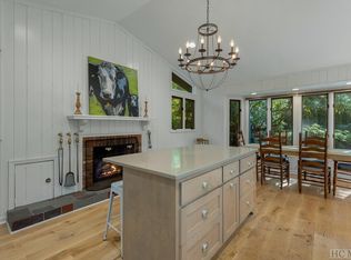 1031 Sky Lake Dr, Highlands, NC 28741