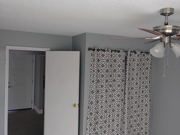 5th image of 55625 Pueblo Trl