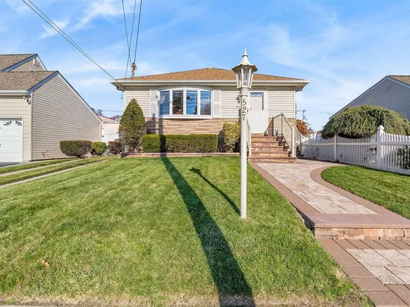 527 Bernard Street, East Meadow, NY 11554