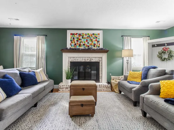 1274 Leaside Ln, Hixson, TN 37343