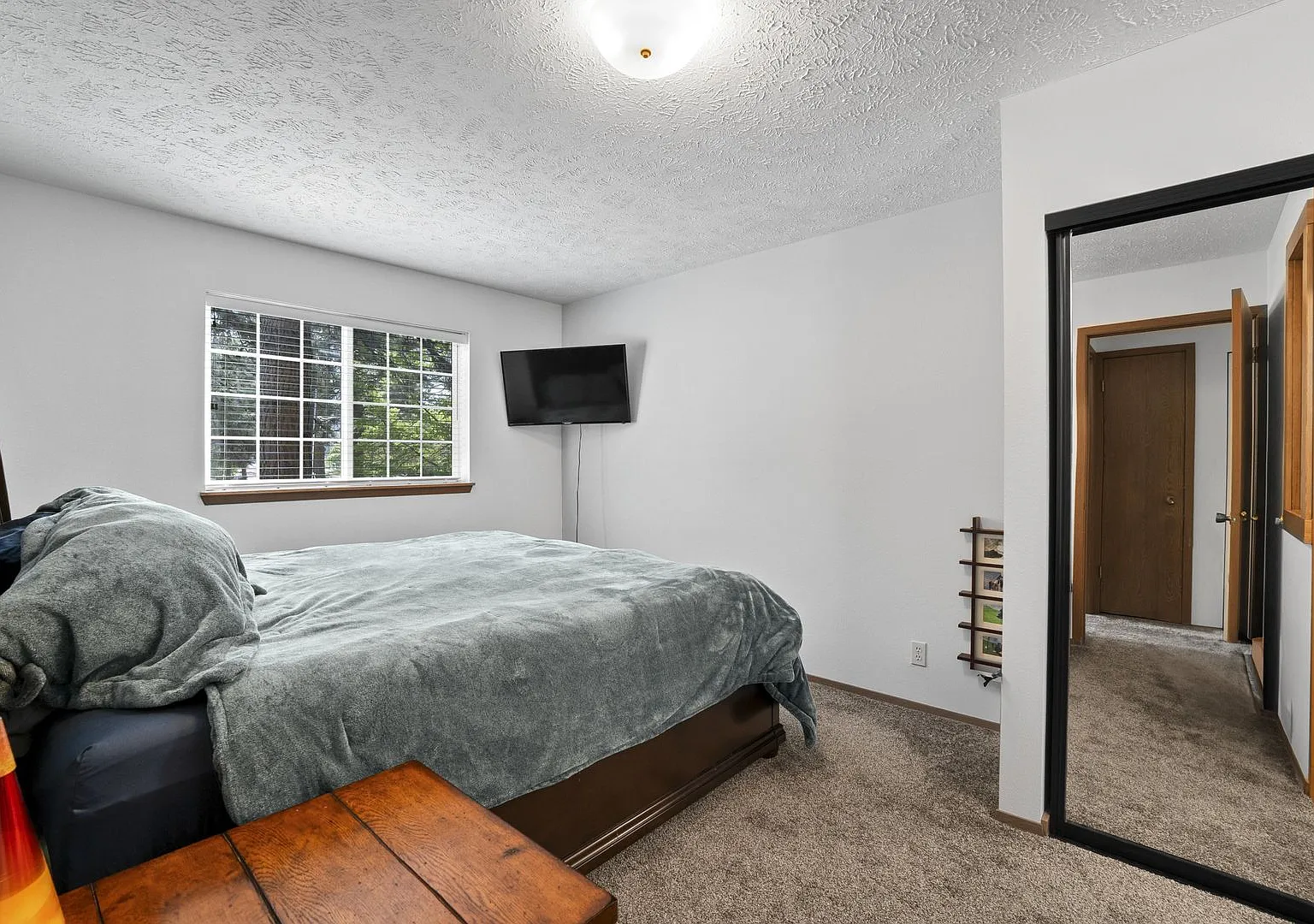 The Woodlands Condos — Photo 3