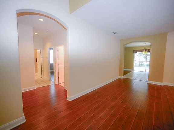5th image of 3421 Cypress Landing Dr